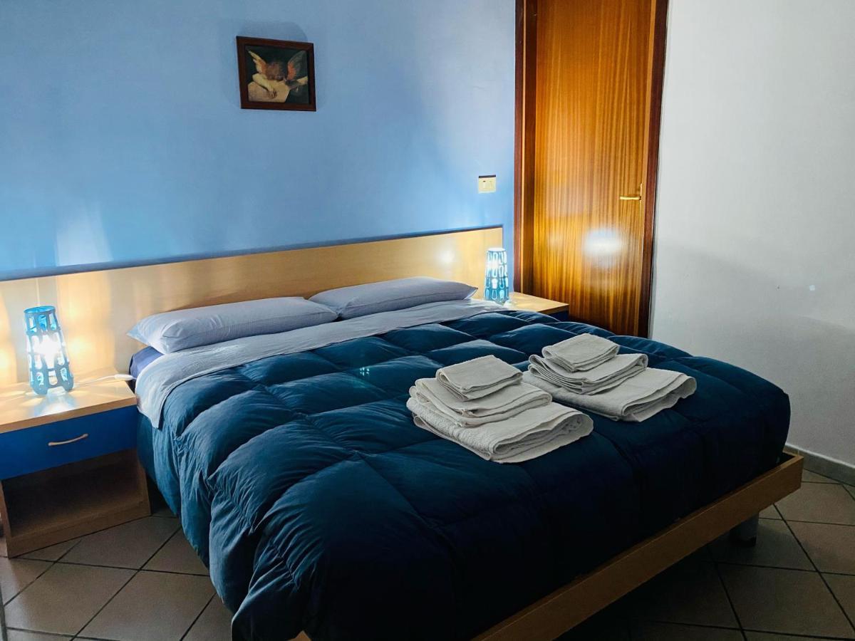 Apartment Tirreno ตีร์เรเนีย ภายนอก รูปภาพ