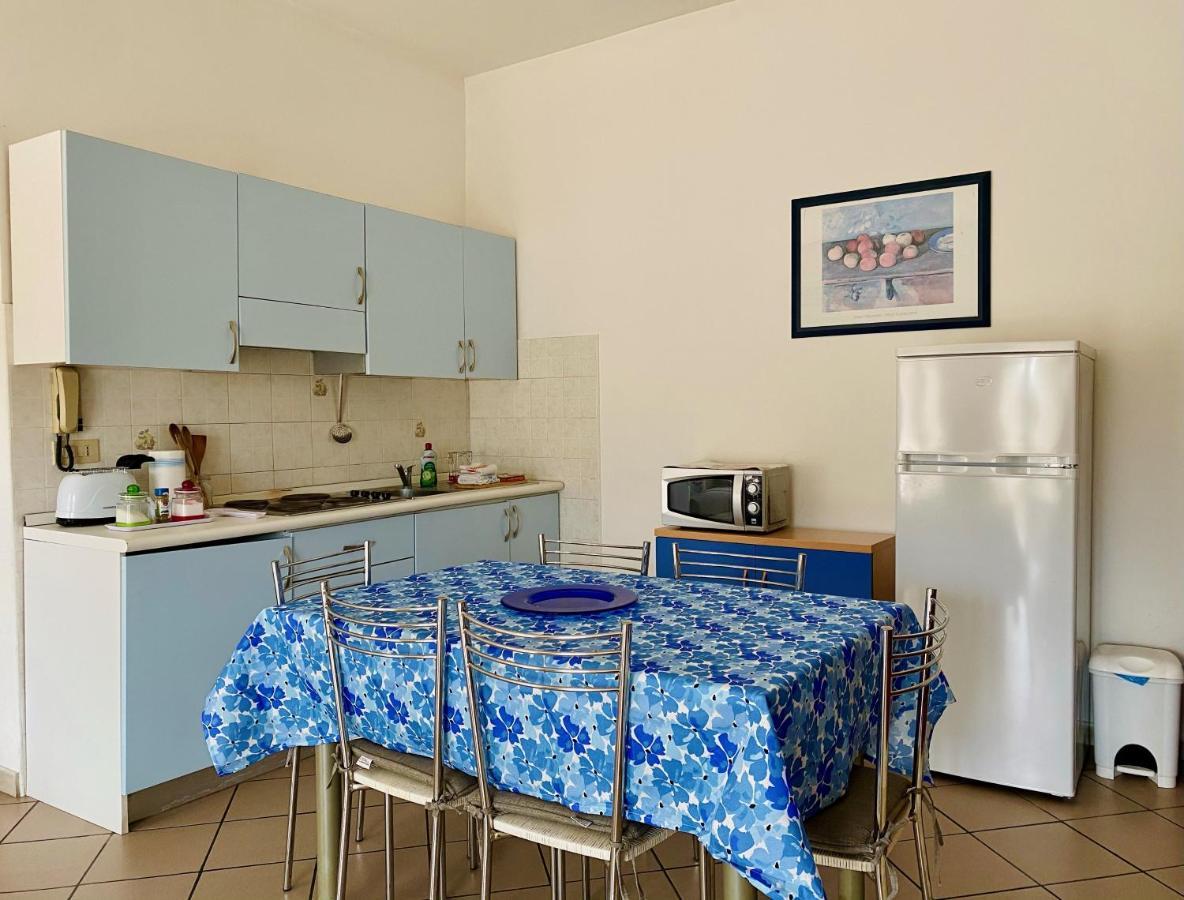 Apartment Tirreno ตีร์เรเนีย ภายนอก รูปภาพ