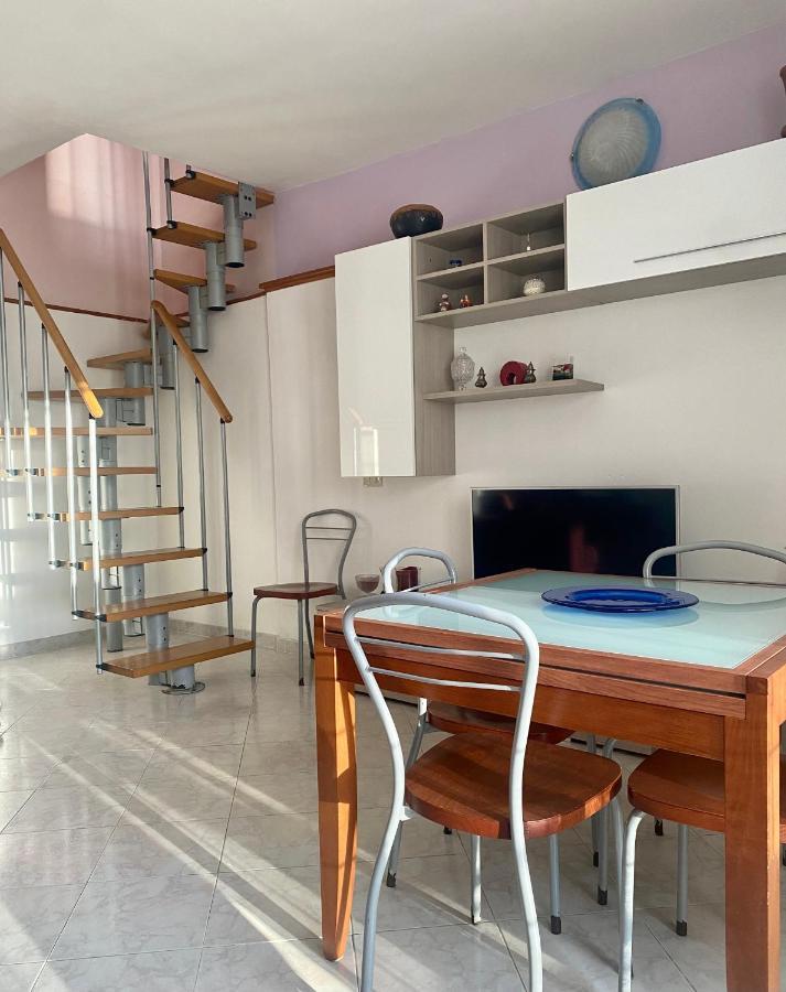 Apartment Tirreno ตีร์เรเนีย ภายนอก รูปภาพ