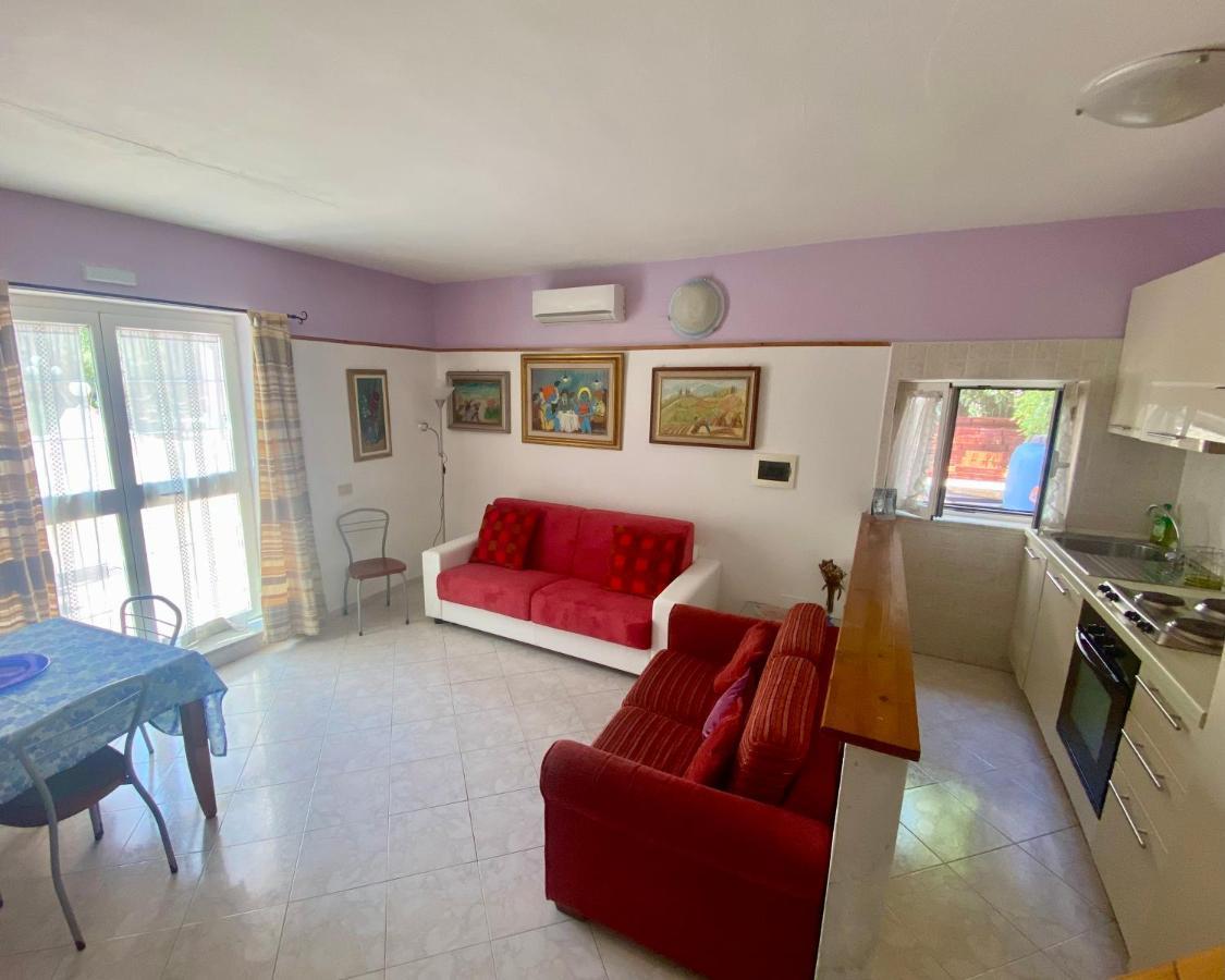 Apartment Tirreno ตีร์เรเนีย ภายนอก รูปภาพ