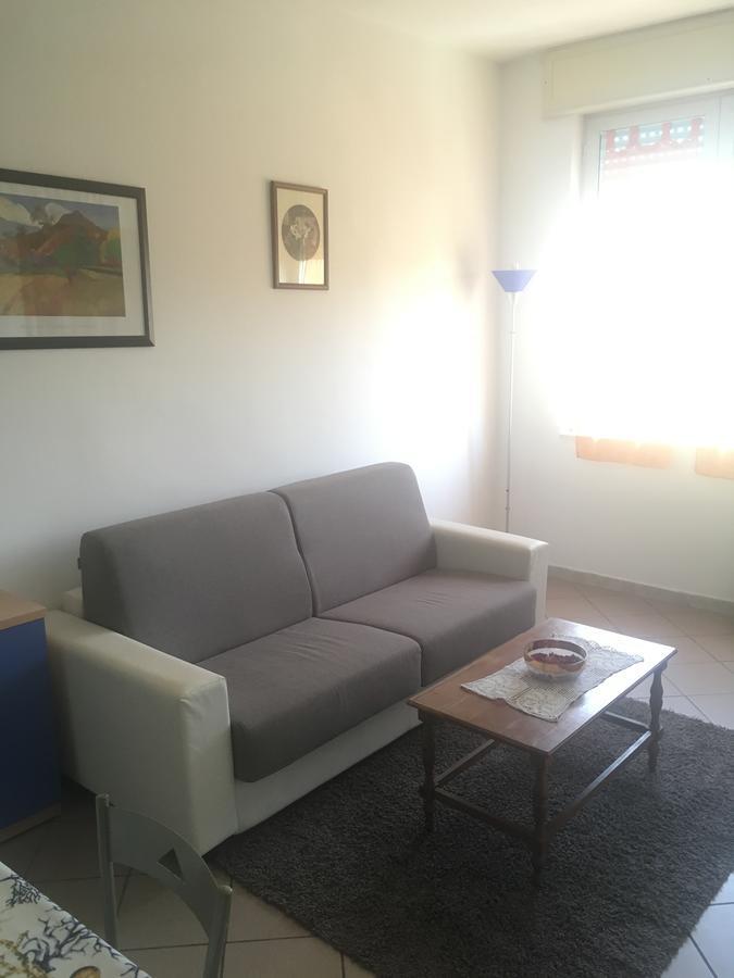 Apartment Tirreno ตีร์เรเนีย ภายนอก รูปภาพ